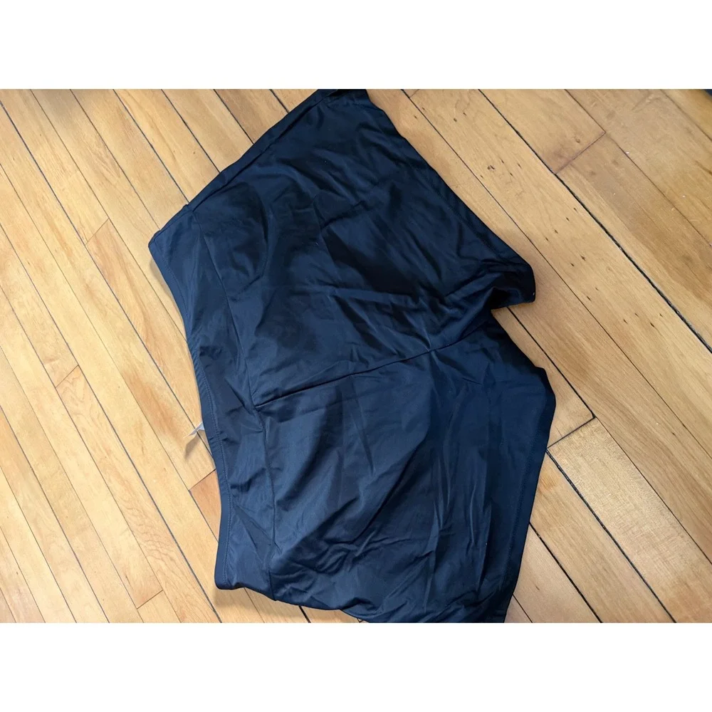 NWT‎ Island Waves black swim suit bottoms